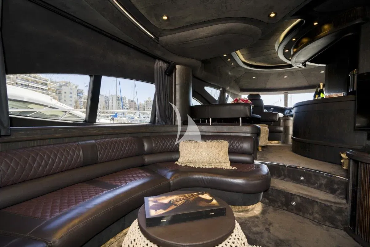 MEDUSA Azimut 68 - saloon seating