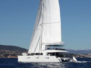 MELEYS - Lagoon 620 - 3 Cabins - Cannes - Monaco - St Tropez - 18.9 m MELEYS - Lagoon 620 - 3 Cabins - Cannes - Monaco - St Tropez - 18.9 m