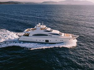 MELI - Ferretti 881 - 5 Cabins - Athens - Mykonos - Paros - Cyclades - Greece MELI - Ferretti 881 - 5 Cabins - Athens - Mykonos - Paros - Cyclades - Greece
