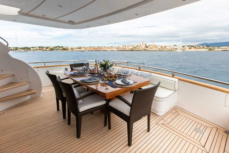 Charter Yacht MEME - Maiora 24m - 4 Cabins - Cannes - St Tropez - Nice - French Riviera