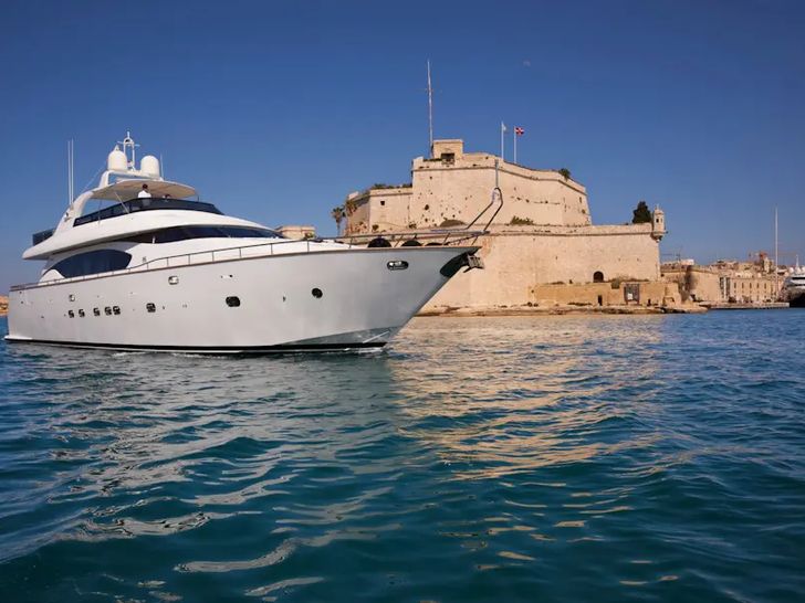 MEME Maiora 24m - anchored MEME Maiora 24m - anchored