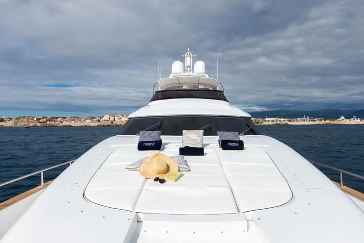 Charter Yacht MEME - Maiora 24m - 4 Cabins - Cannes - St Tropez - Nice - French Riviera