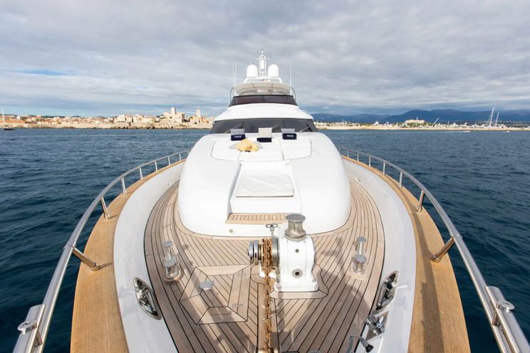 Charter Yacht MEME - Maiora 24m - 4 Cabins - Cannes - St Tropez - Nice - French Riviera