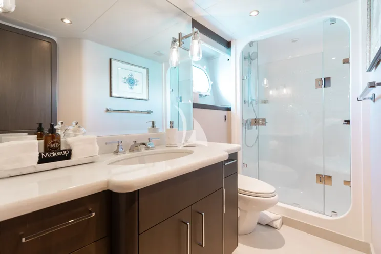 Charter Yacht MEMENTO VIVERE - Westport 130 - 5 Cabins - 2021 - Nassau - Staniel Cay - Exumas - Bahamas