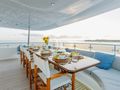 MEMENTO VIVERE Westport 130 - flybridge dining set up MEMENTO VIVERE Westport 130 - flybridge dining set up