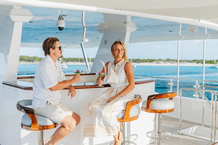 Charter Yacht MEMENTO VIVERE - Westport 130 - 5 Cabins - 2021 - Nassau - Staniel Cay - Exumas - Bahamas