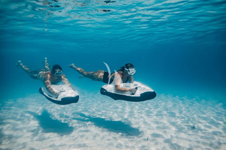 Charter Yacht MEMENTO VIVERE - Westport 130 - 5 Cabins - 2021 - Nassau - Staniel Cay - Exumas - Bahamas