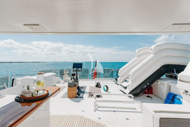 Charter Yacht MEMENTO VIVERE - Westport 130 - 5 Cabins - 2021 - Nassau - Staniel Cay - Exumas - Bahamas
