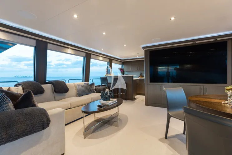 Charter Yacht MEMENTO VIVERE - Westport 130 - 5 Cabins - 2021 - Nassau - Staniel Cay - Exumas - Bahamas