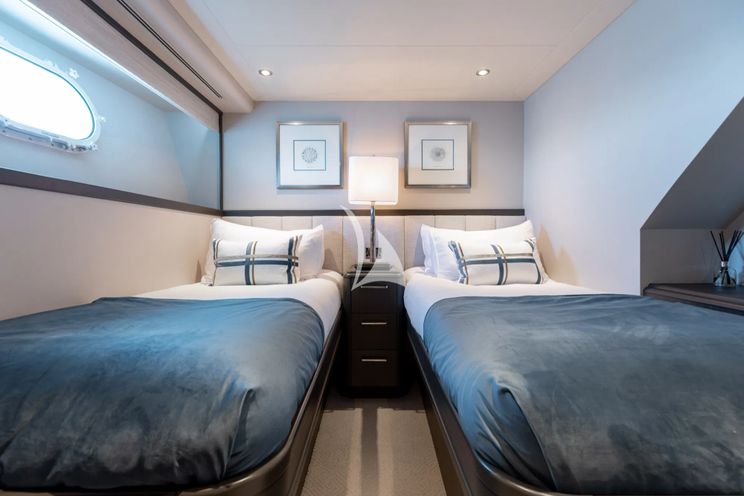 Charter Yacht MEMENTO VIVERE - Westport 130 - 5 Cabins - 2021 - Nassau - Staniel Cay - Exumas - Bahamas