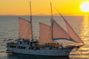 MENDULA - Custom Sailing Yacht 41m - 13 Cabins - Omis - Split - Dubrovnik - Hvar - Croatia MENDULA - Custom Sailing Yacht 41m - 13 Cabins - Omis - Split - Dubrovnik - Hvar - Croatia