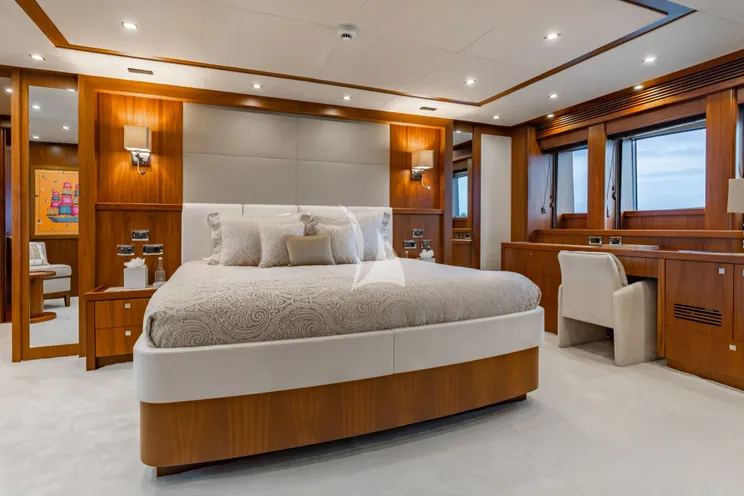 Charter Yacht MERCY - Sunseeker 121 Yacht - 6 Cabins - Nassau - Exumas - Bahamas