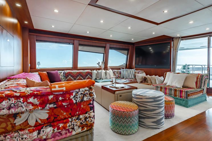 Charter Yacht MERCY - Sunseeker 121 Yacht - 6 Cabins - Nassau - Exumas - Bahamas