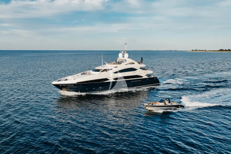 Charter Yacht MERCY - Sunseeker 121 Yacht - 6 Cabins - Nassau - Exumas - Bahamas