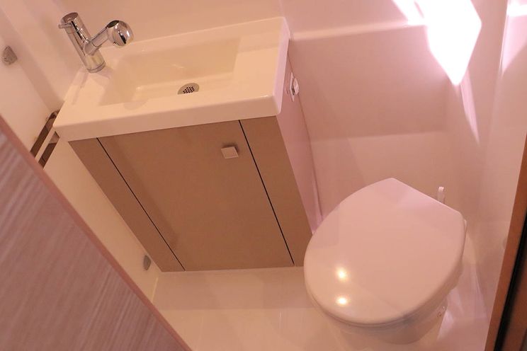 Charter Yacht MICHELLE MA BELLE - Fountaine Pajot Astrea 42 - 4 Cabins - Tortola - Anegada - Virgin Gorda - BVI - Caribbean