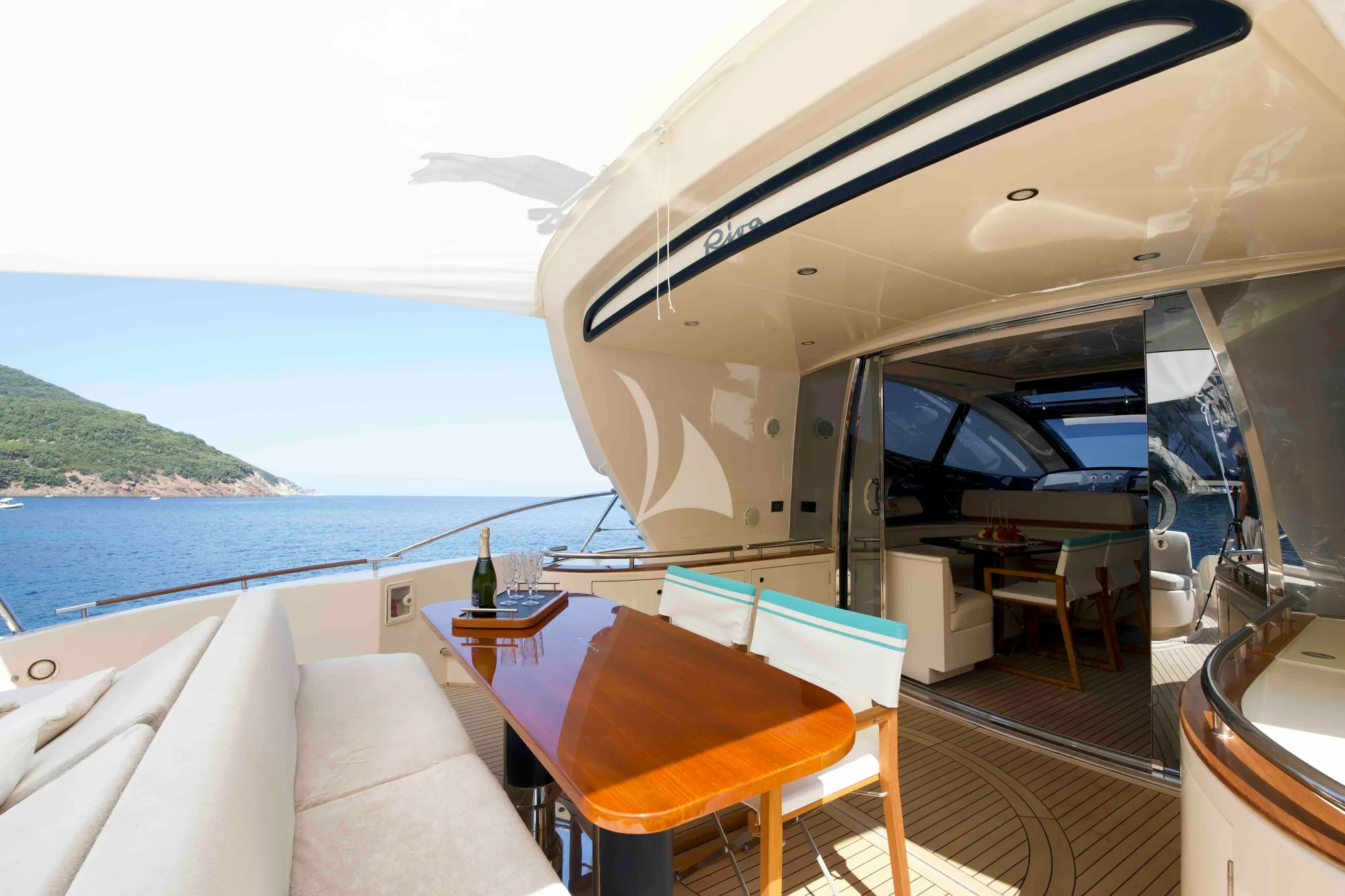 MICLA`S III Riva 72 Splendida - aft deck alfresco dining area