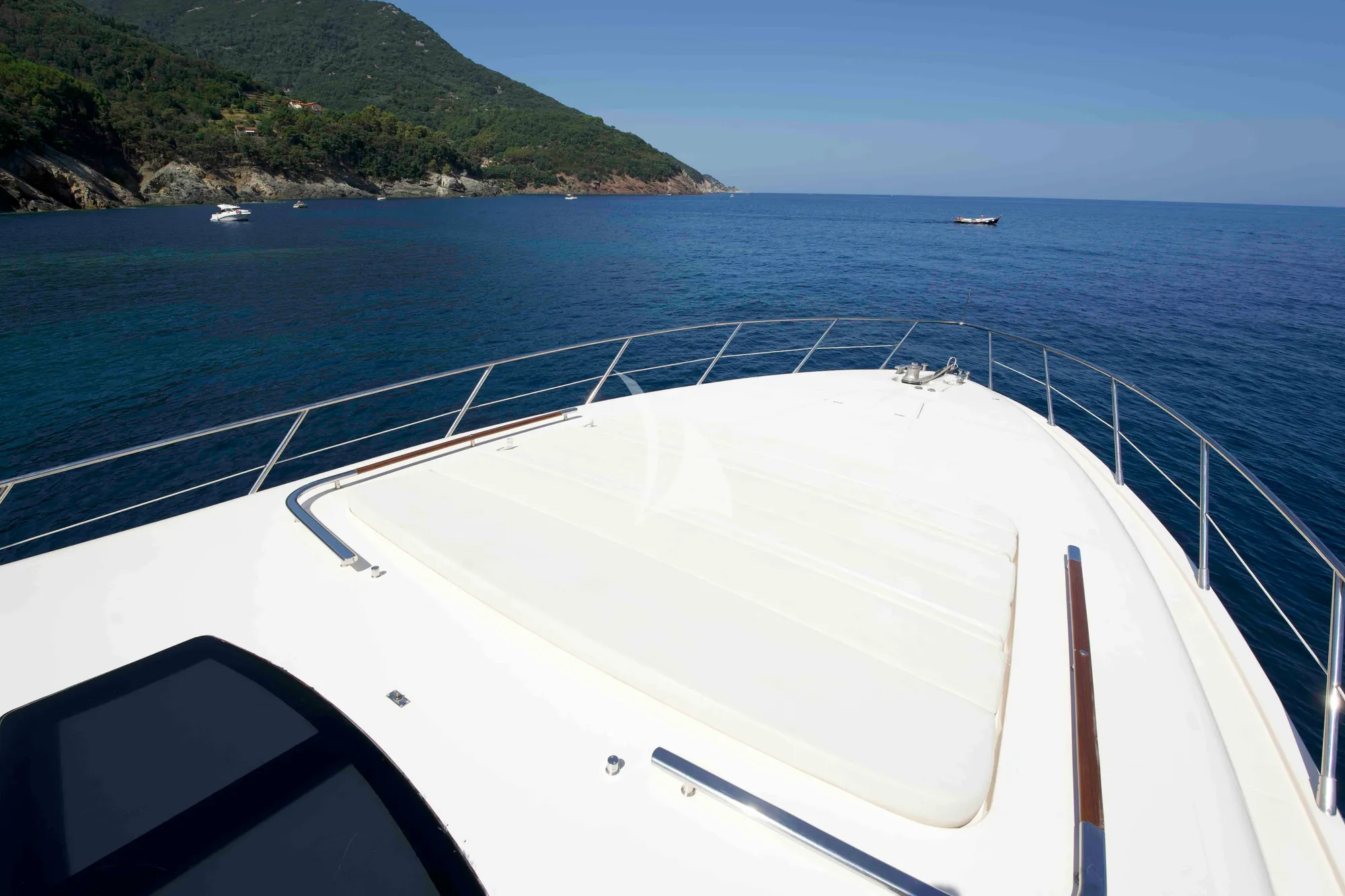 MICLA`S III Riva 72 Splendida - foredeck sunbathing area