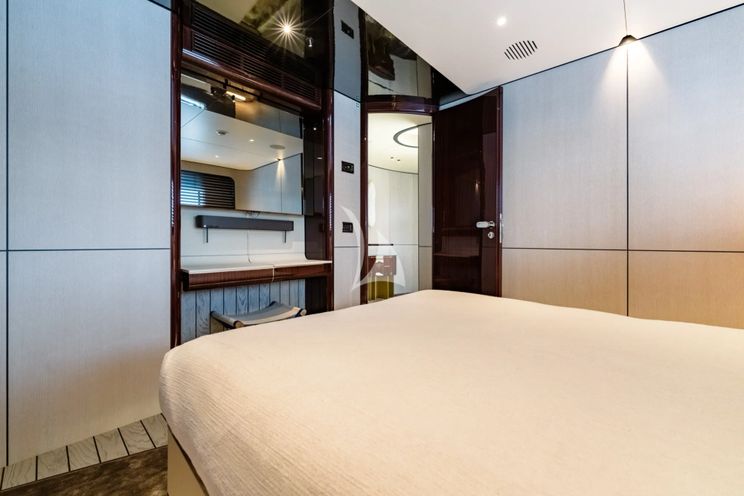 Charter Yacht MIKOH - Azimut Grande 35m - 5 Cabins - Cannes - Nice - Antibes - St Tropez - French Riviera