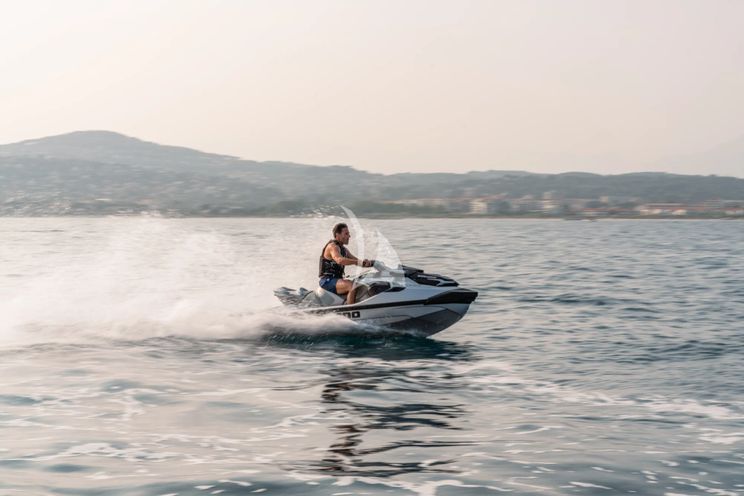 Charter Yacht MIKOH - Azimut Grande 35m - 5 Cabins - Cannes - Nice - Antibes - St Tropez - French Riviera