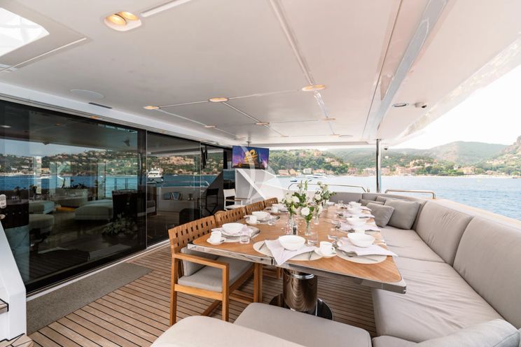 Charter Yacht MIKOH - Azimut Grande 35m - 5 Cabins - Cannes - Nice - Antibes - St Tropez - French Riviera