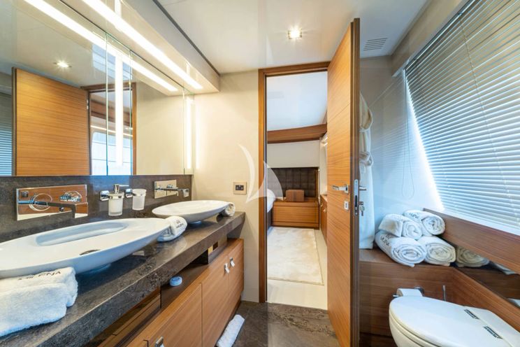 Charter Yacht MILENA - Custom Line Navetta 28 - 5 Cabins - Dubrovnik - Split - Hvar - Croatia