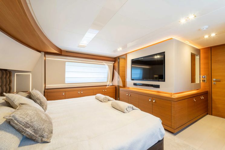 Charter Yacht MILENA - Custom Line Navetta 28 - 5 Cabins - Dubrovnik - Split - Hvar - Croatia