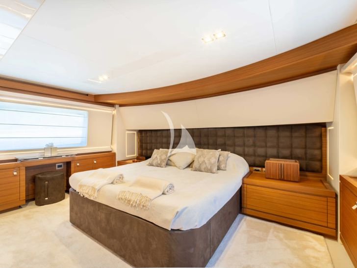 MILENA Custom Line Navetta 28 - master cabin MILENA Custom Line Navetta 28 - master cabin