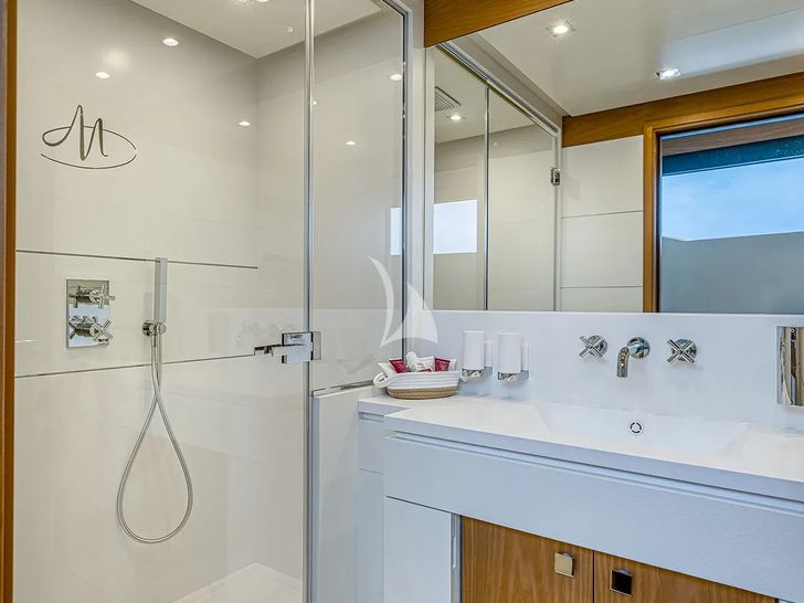 MILLISIME Couach 37m - VIP cabin bathroom MILLISIME Couach 37m - VIP cabin bathroom