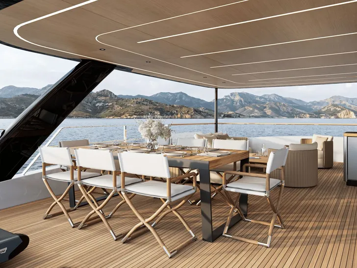 MIM OCEAN 10 Sunreef Ultima 88 - flybridge alfresco dining MIM OCEAN 10 Sunreef Ultima 88 - flybridge alfresco dining