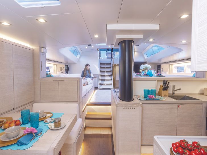 MINDFULNESS Advance Yacht A80 - dining area and galley MINDFULNESS Advance Yacht A80 - dining area and galley