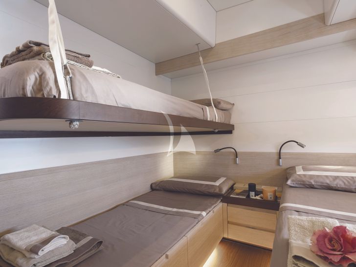 MINDFULNESS Advance Yacht A80 - twin cabin with Pullman MINDFULNESS Advance Yacht A80 - twin cabin with Pullman