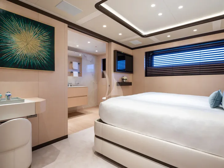 MINE GAMES Benetti B.Now 50 - VIP cabin 3 MINE GAMES Benetti B.Now 50 - VIP cabin 3