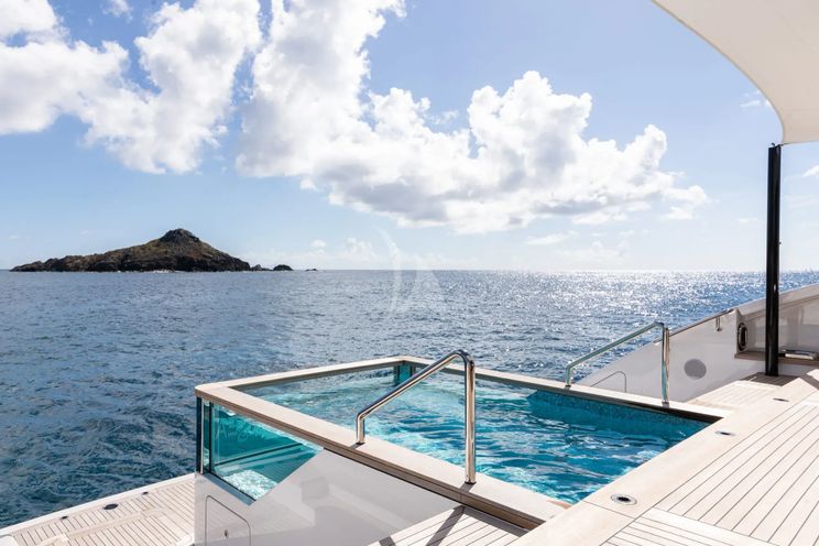 Charter Yacht MINE GAMES - Benetti B.Now 50 - 6 Cabins - Cannes - St Tropez - Nice - Antibes - French Riviera - Monaco