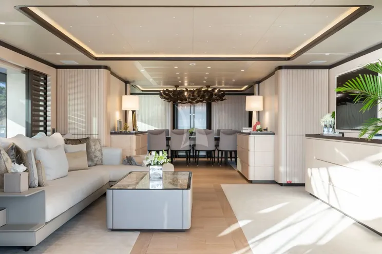 Charter Yacht MINE GAMES - Benetti B.Now 50 - 6 Cabins - Cannes - St Tropez - Nice - Antibes - French Riviera - Monaco