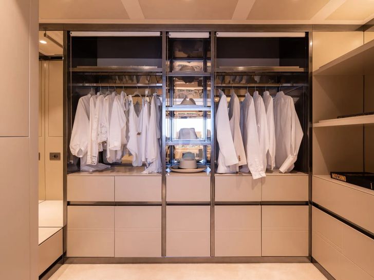 MINE GAMES Benetti B.Now 50 - master cabin wardrobe MINE GAMES Benetti B.Now 50 - master cabin wardrobe