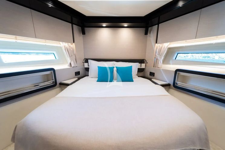 Charter Yacht MINEIRA - Azimut 72 - 4 Cabins - Sibenik - Split - Dubrovnik - Hvar - Croatia