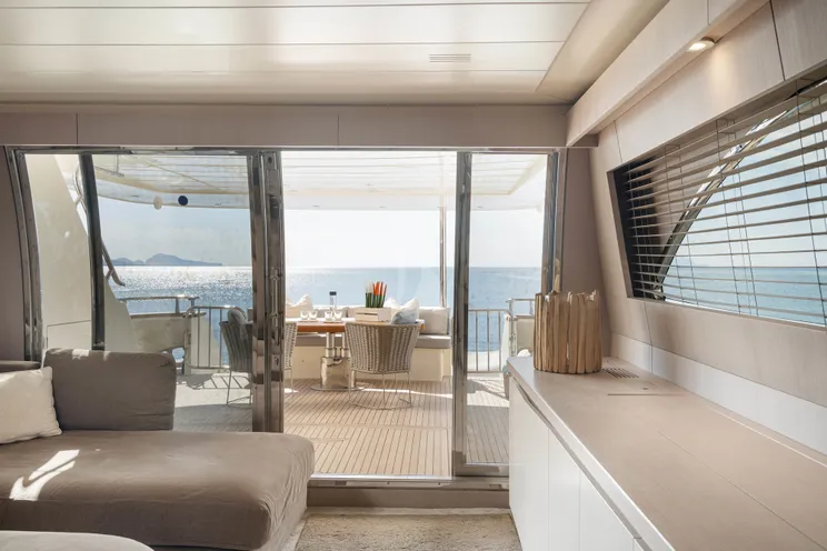 Charter Yacht MINOU - Canados 86 - 4 Cabins - Naples - Sorrento - Ischia - Capri - Positano - Amalfi Coast - Italy