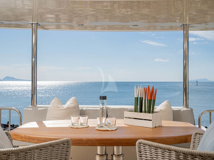 MINOU Canados 86 - dining table MINOU Canados 86 - dining table