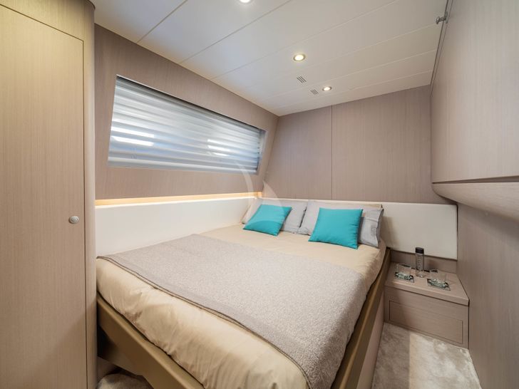 MINOU Canados 86 - VIP cabin 2 MINOU Canados 86 - VIP cabin 2