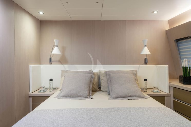 Charter Yacht MINOU - Canados 86 - 4 Cabins - Naples - Sorrento - Ischia - Capri - Positano - Amalfi Coast - Italy