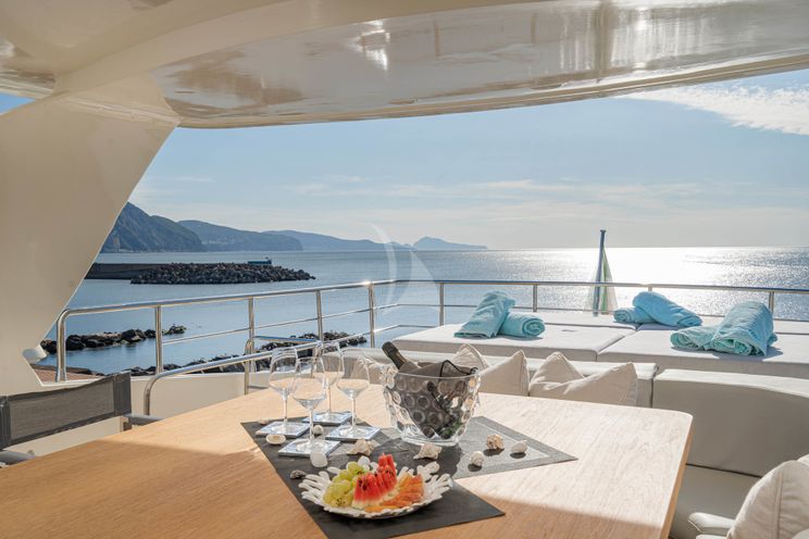 Charter Yacht MINOU - Canados 86 - 4 Cabins - Naples - Sorrento - Ischia - Capri - Positano - Amalfi Coast - Italy
