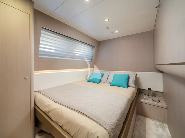 MINOU Canados 86 - VIP cabin 1 MINOU Canados 86 - VIP cabin 1