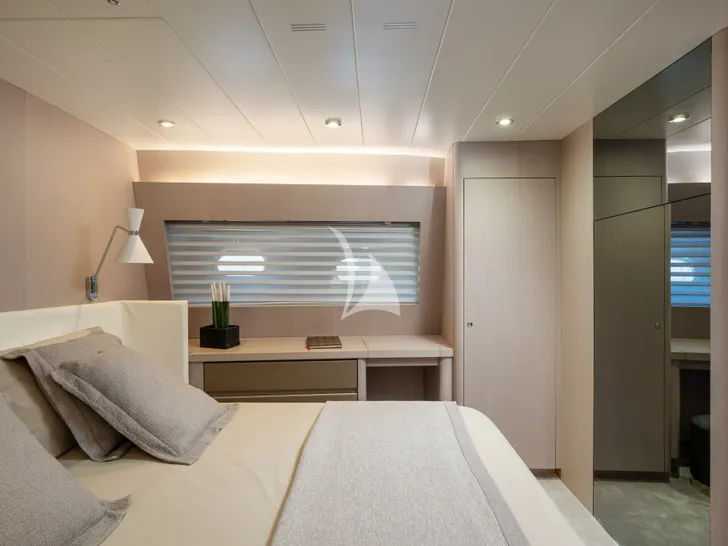 MINOU Canados 86 - VIP cabin 2 MINOU Canados 86 - VIP cabin 2