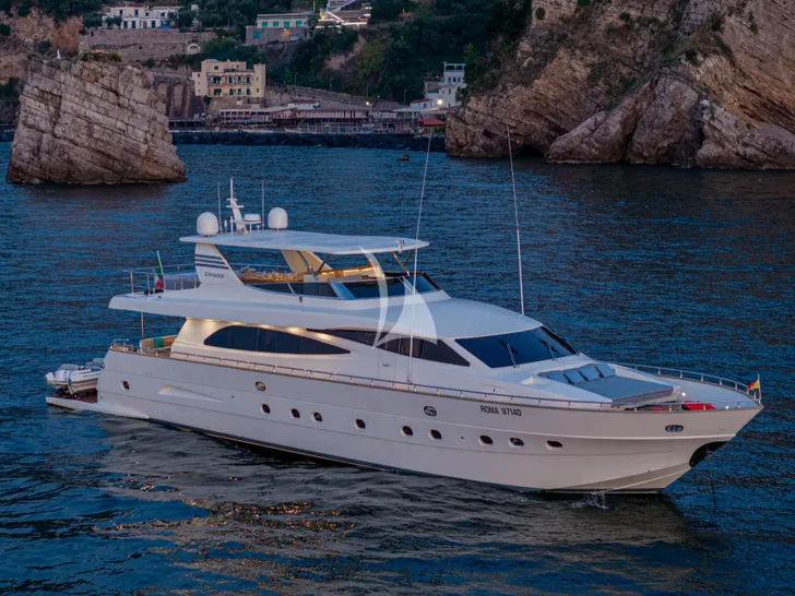 MINOU Canados 86 - anchored at night MINOU Canados 86 - anchored at night