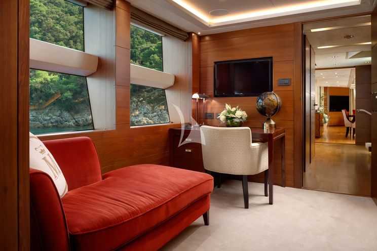 Charter Yacht MIRAGE IV - Princess 40m - 6 Cabins - Split - Dubrovnik - Hvar - Croatia