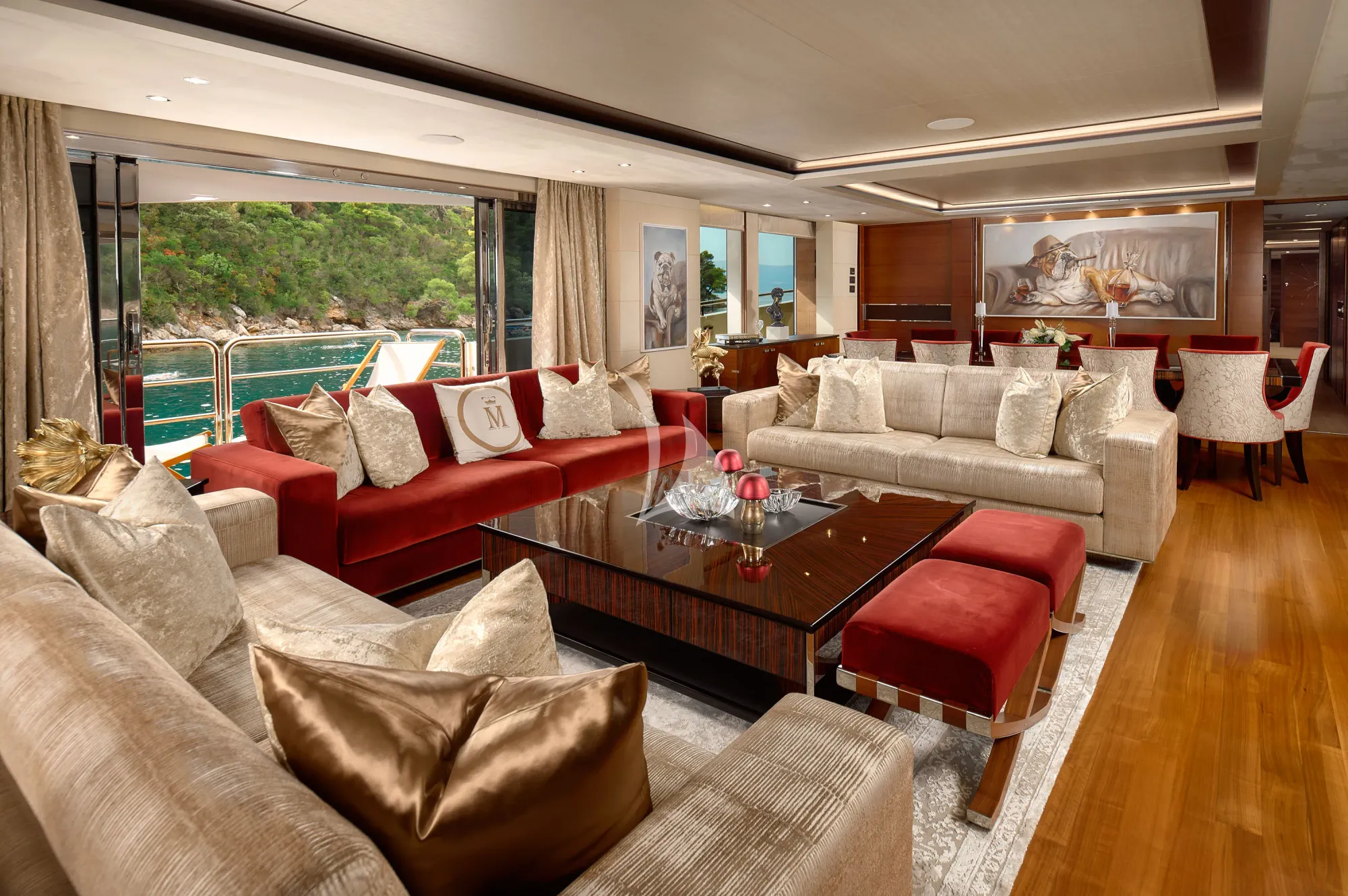 MIRAGE IV Princess 40m - saloon lounge