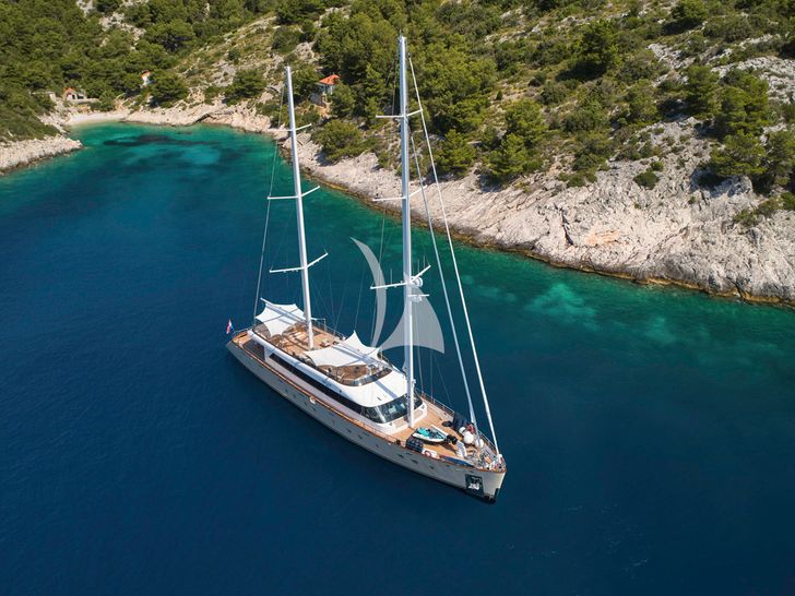 MARALLURE Custom Sailing Yacht 41m aerial shot