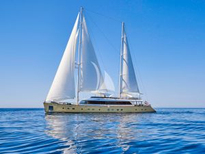 MARALLURE - Custom Sailing Yacht 41m - 6 Cabins - Split - Dubrovnik - Hvar - Croatia MARALLURE - Custom Sailing Yacht 41m - 6 Cabins - Split - Dubrovnik - Hvar - Croatia