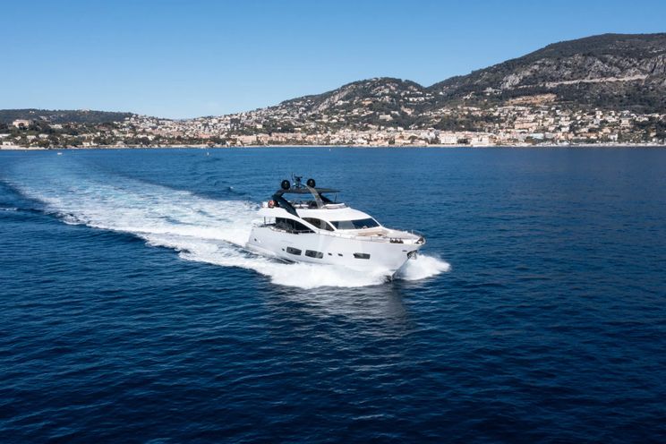 Charter Yacht MIRKA - Sunseeker 28m - 4 Cabins - Cannes - Monaco - St Tropez - French Riviera
