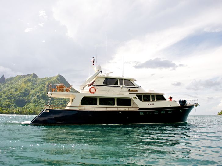 MISS KULANI Marlow Explorer Yacht Exterior Profile MISS KULANI Marlow Explorer Yacht Exterior Profile